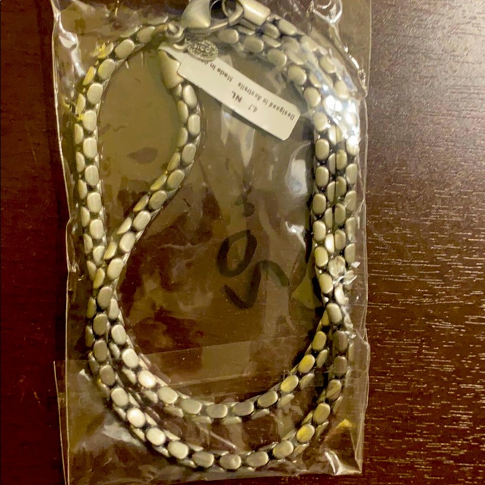 Necklace - Picture 2 of 2